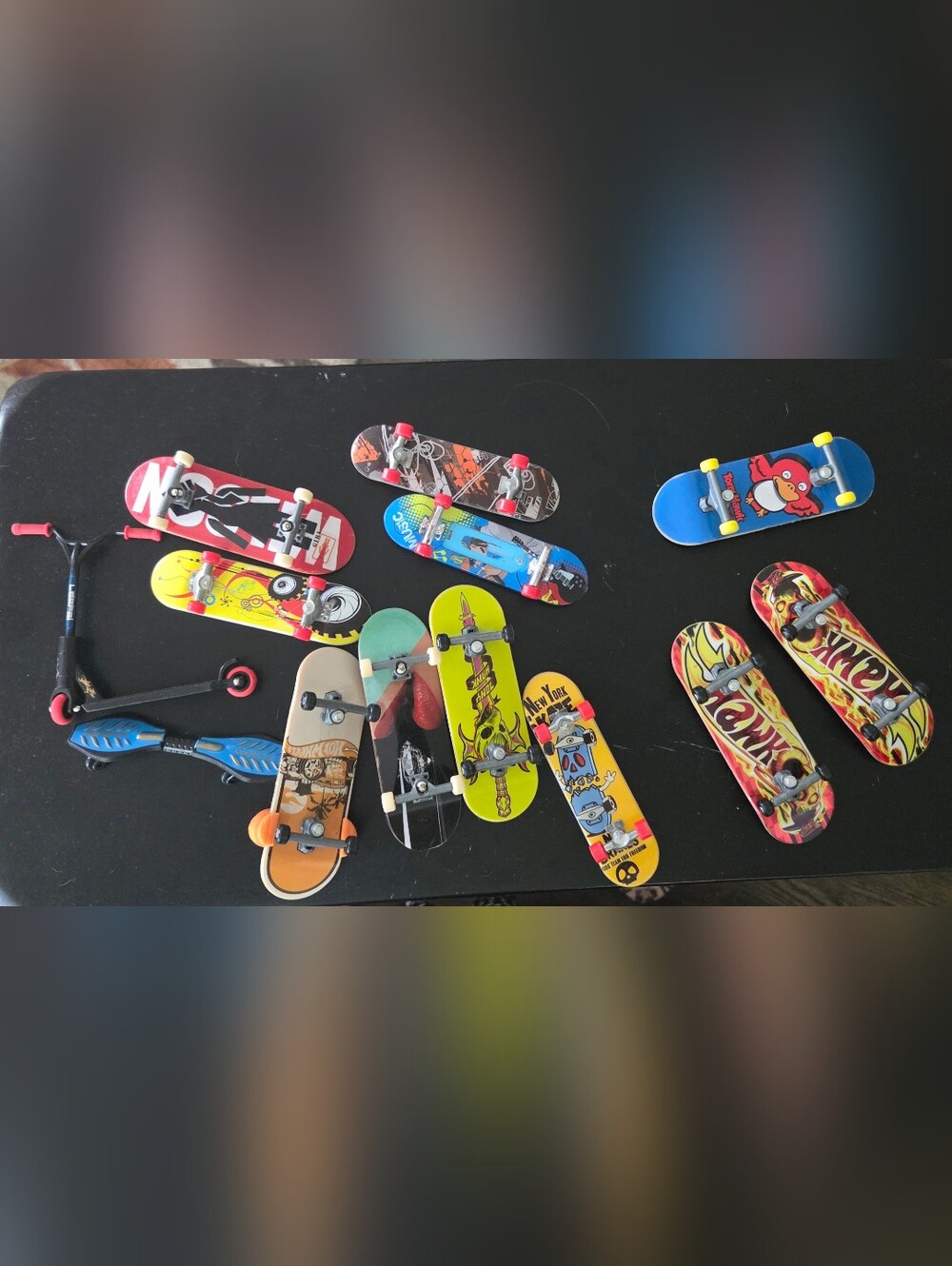 Vintage lot of tech deck, hot wheels tony hawk finger boards